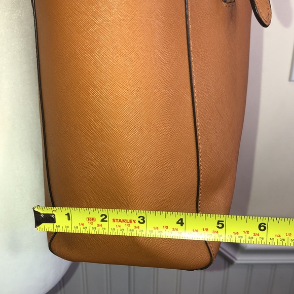 TORY BURCH Saffiano Leather Shoulder Bag Brown Leather Tote Bag Medallion Lining - Picture 10 of 17